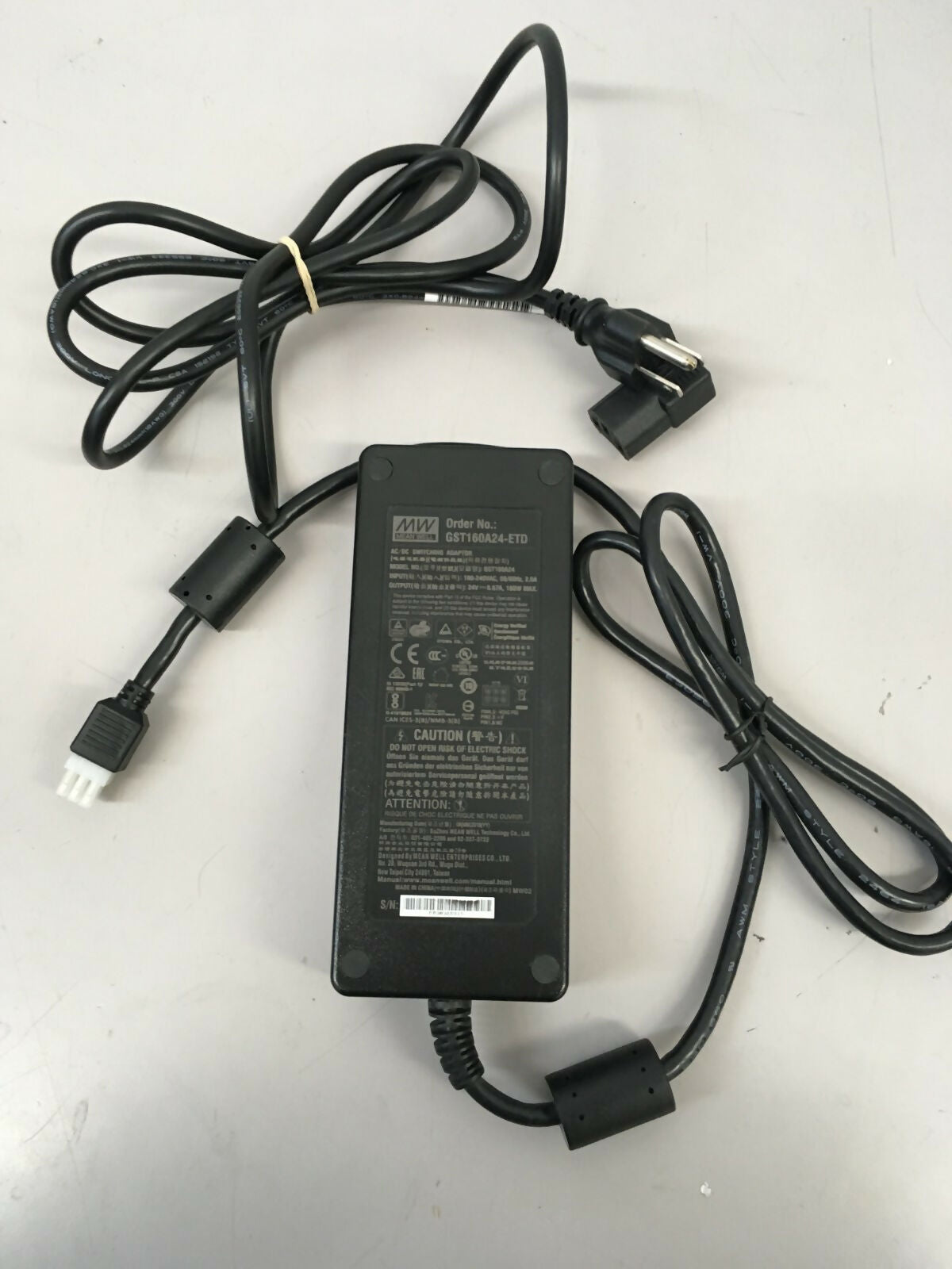 Mean Well GST160A24-ETD 160W 24V 6 67A AC-DC