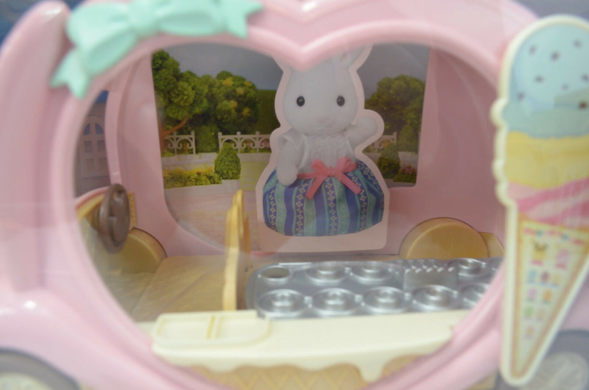 Calico Critters Ice Cream Van Play Set NEW Playset 30 Play Pieces Included NEW