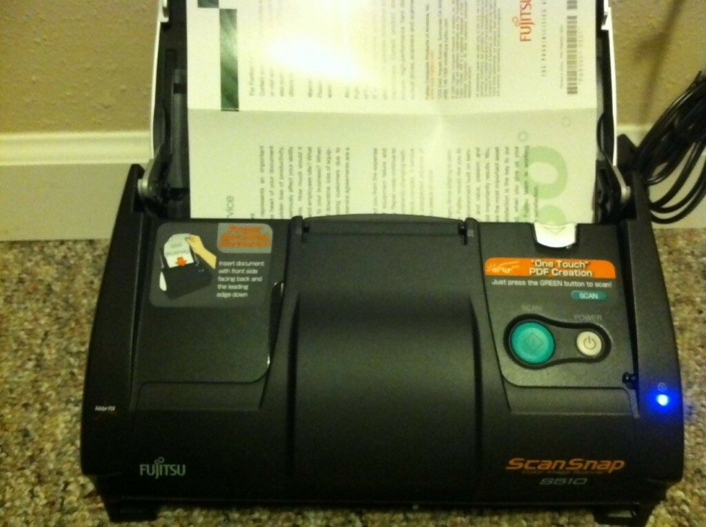 FUJITSU Scansnap S500 Desktop Document Scanner PA03360-B505