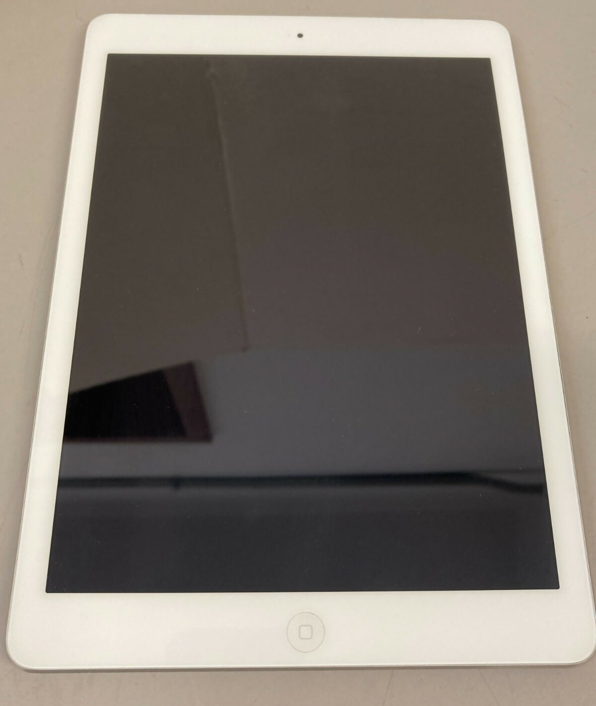 Apple iPad Air 32GB Wi-Fi 9 7in MF529LL A A1475 Silver -No original packaging