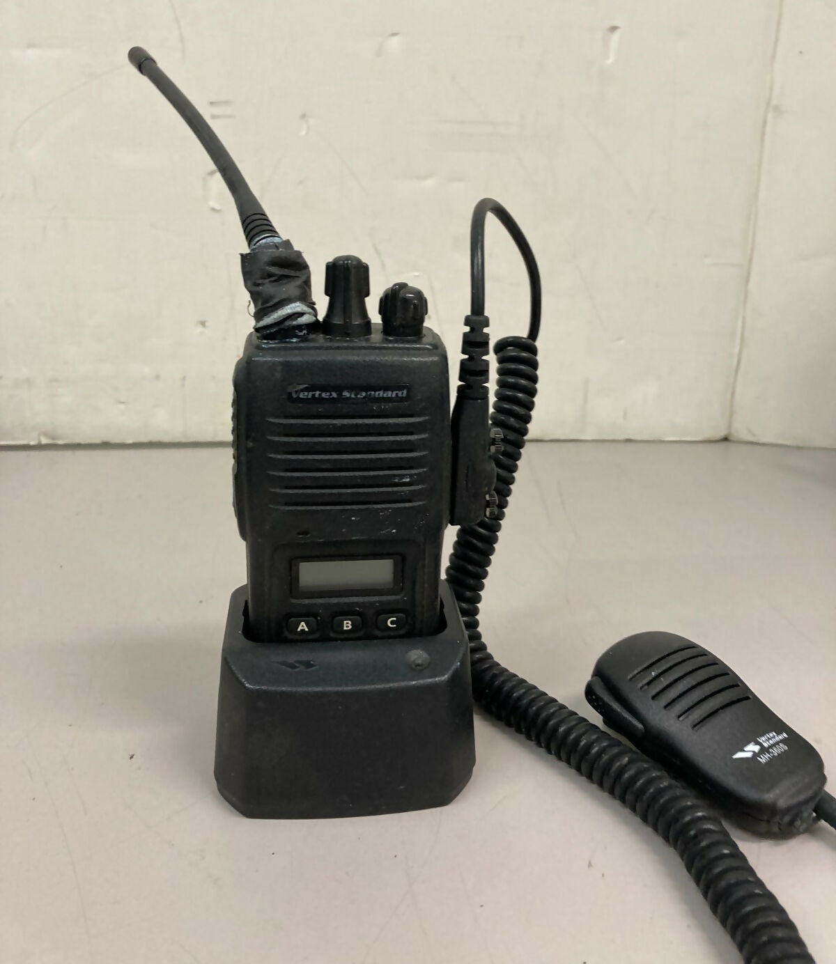 Vertex Standard VX-16-G7-5 Two-Way Radio with battery Broken Antenna