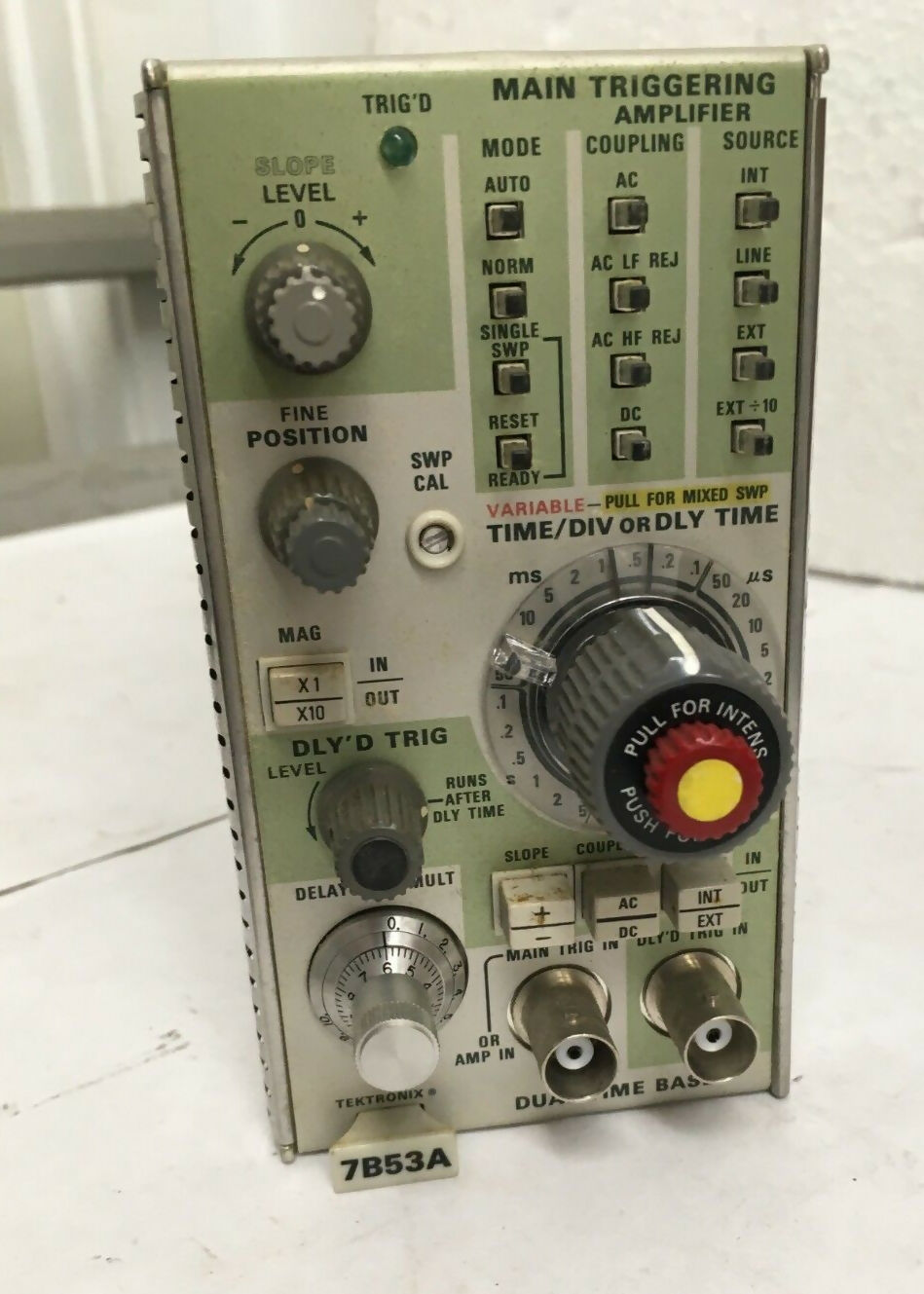 TEKTRONIX model 7B53A Dual Time Base Main Triggering Amplifier Module