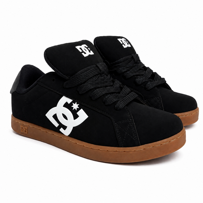 DC Shoes Striker 2 XL Men or Woman Low Top Skate Shoes Black Gum