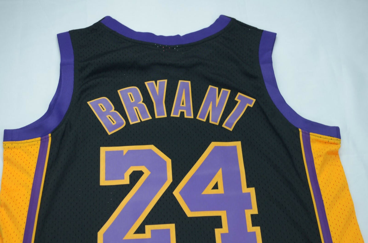 Kobe Byant 24 LA Lakers Purple Jersey Icon Edition Size Large L
