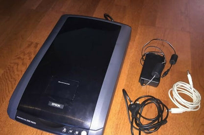 Epson Perfection Photo 3590 Flatbed USB 2 0 Photo Scanner