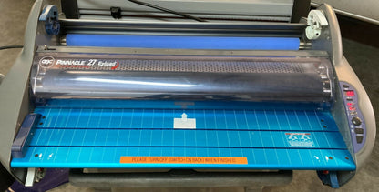 GBC Pinnacle 27 EZLoad Thermal Roll Laminator 27 Maximum Width 8-10 min Warm-up
