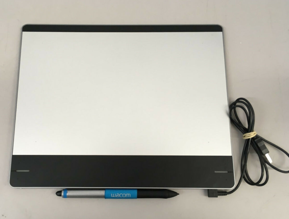 Wacom Graphics Tablet Intuos CTH-680 Pen Touch Medium Gray Black USB Not Tested