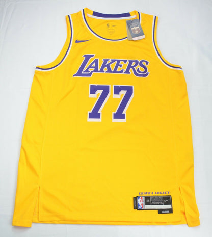 Luka Doncic 77 LA Lakers Gold NBA Swingman Jersey Icon Edition Size Large - NEW