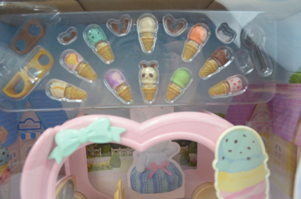 Calico Critters Ice Cream Van Play Set NEW Playset 30 Play Pieces Included NEW